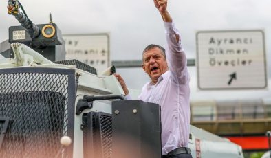 Özgür Özel’den İzmir’de gövde gösterisi! Valiliğin itirazına jet yanıt geldi