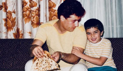 Ünlü türkücü Mahmut Tuncer’in oğlu babası ile fotoğrafını paylaştı!
