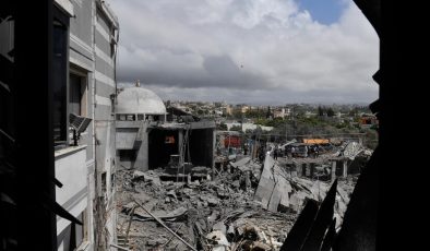 İsrail’in Lübnan’da 2 Mart’tan bu yana düzenlediği saldırılarda ölenlerin sayısı 3 bin 433’e yükseldi
