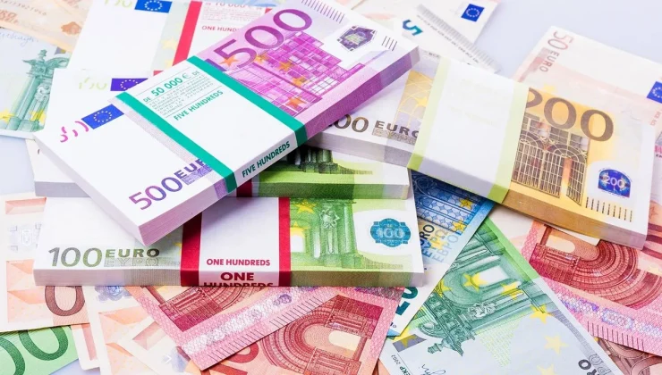 Döviz kurları…Dolar 46,18, euro 53,70, sterlin 62,15 TL’den işlem görüyor