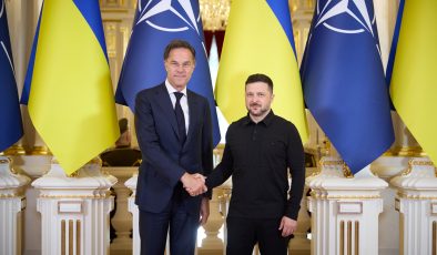 Rutte, Patriot füzelerinin Ukrayna’ya “günlük ve haftalık olarak” ulaştırıldığını söyledi