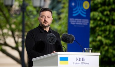 Zelenskiy, Putin’e Türkiye ya da İsviçre’de yüz yüze görüşme teklif etti