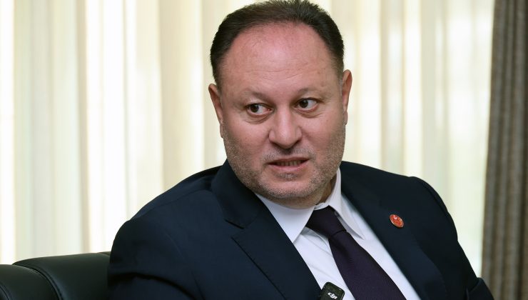 Öztürkler: “Türk askerinin varlığı bizim için vazgeçilmezdir. Anavatan Türkiye Cumhuriyeti’nin garantörlüğü önemlidir”