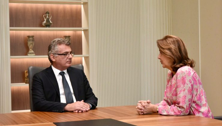 Erhürman – Holguin görüşmesi başladı