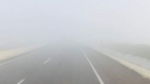 Lefkoşa, Gönyeli ile Gönyeli çemberi ve Kuzey çevre yolunda sis nedeniyle görüş mesafesi azaldı