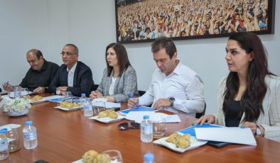 İncirli: “Hayat pahalılığıyla mücadele ülkenin önündeki en önemli başlıklardan biri olacak”