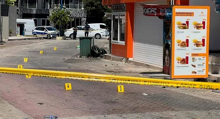 Ay. Napa’da İsrailliler ile Rumlar arasında bıçaklı kavga