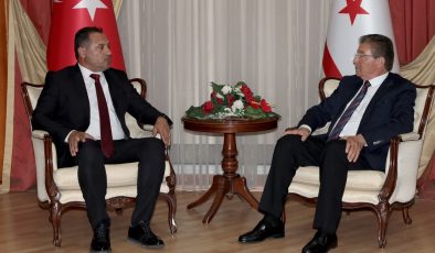 Başbakan Üstel KTSYD heyetini kabul etti