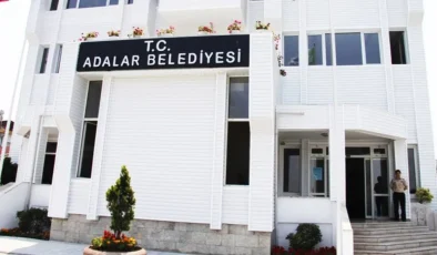 Adalar Belediyesi’ne operasyon: Belediye Başkanı Akpolat dahil 41 kişiye gözaltı