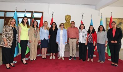 DİMED, geleneksel bahar kermesi gelirini Kemal Saraçoğlu Vakfı’na bağışladı