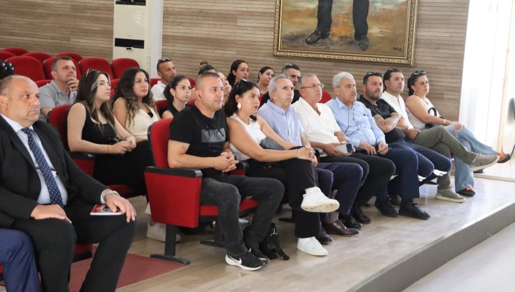 Lefke Gazi Lisesi’nin yeni binasıyla ilgili bilgilendirme toplantısı yapıldı