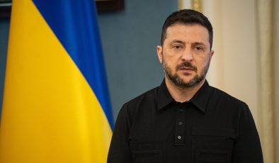 Polonya’nın en yüksek devlet nişanı, Ukrayna Devlet Başkanı Zelenskiy’den geri alındı