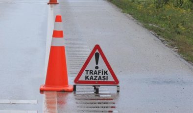 Ağırdağ’da, alkollü sürücü aracıyla duvara çarparak takla attı