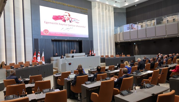 Meclis Genel Kurulu’nda onaya sunuşlar yapıldı