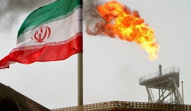 ABD, İran petrolünün satışına geçici olarak izin verdi