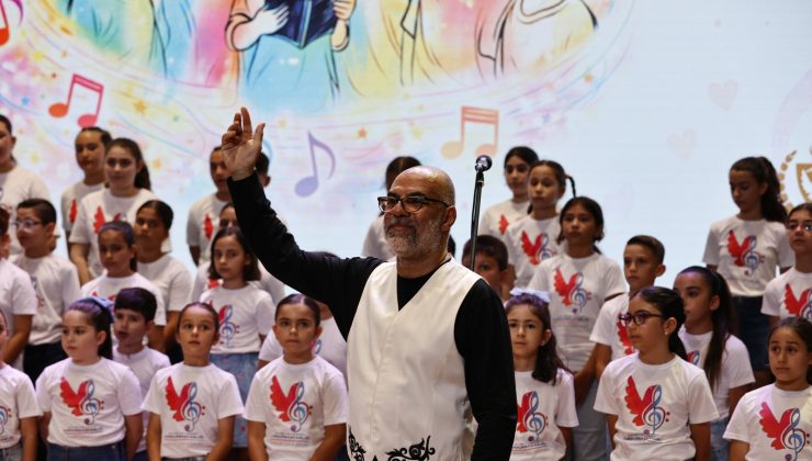 Cumhurbaşkanlığı Çoksesli Çocuk Korosu ilk konserini verdi
