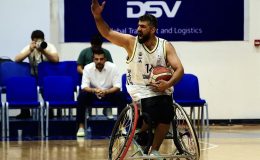 Fenerbahçeliler Derneği’nden özel sporcu sandalyesi katkısı