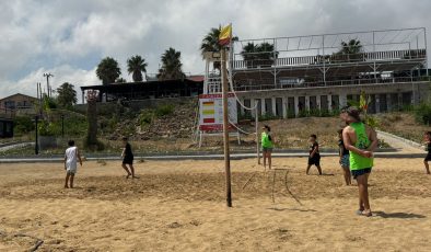 Erenköy-Karpaz Belediyesinden plajda “Yaz’a Enerji Kat”etkinlikleri…