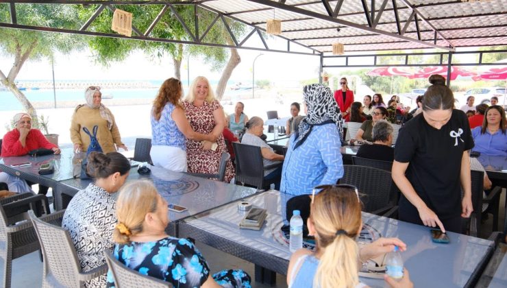 Kumyalı’da kadınlar çayda buluştu