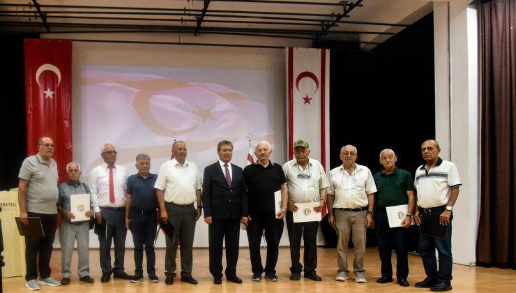 “Gazilik Beratı ve Gazi Kartı Takdim Töreni” yapıldı…100 hak sahibi daha Gazilik Beratı ve Gazi Kartı sahibi oldu