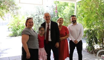 Hasipoğlu’dan koruyucu ailelere ziyaret