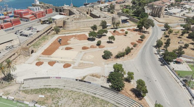 Gazimağusa Belediyesi, Othello Kalesi yanındaki parkın ikinci etap çalışmalarını sürdürüyor
