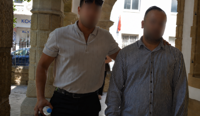 amme fesatçılığı suçundan tutuklanan R. M. mahkemeye çıkarıldı.