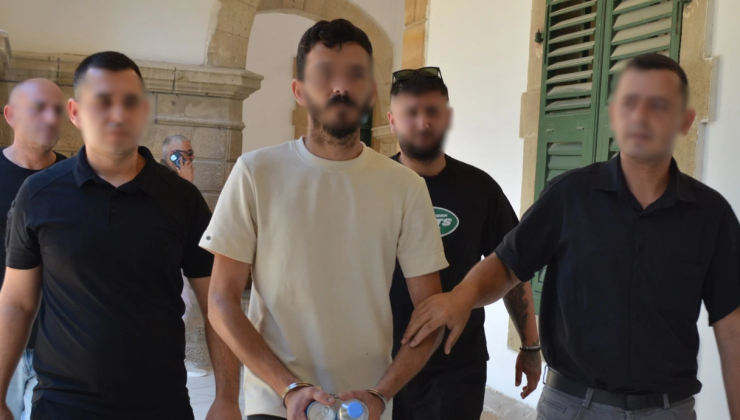 Kanunsuz Ateşli Silah ve Kanunsuz Uyuşturucu Madde Tasarrufu suçlarından mahkeme huzuruna çıkarıldı.
