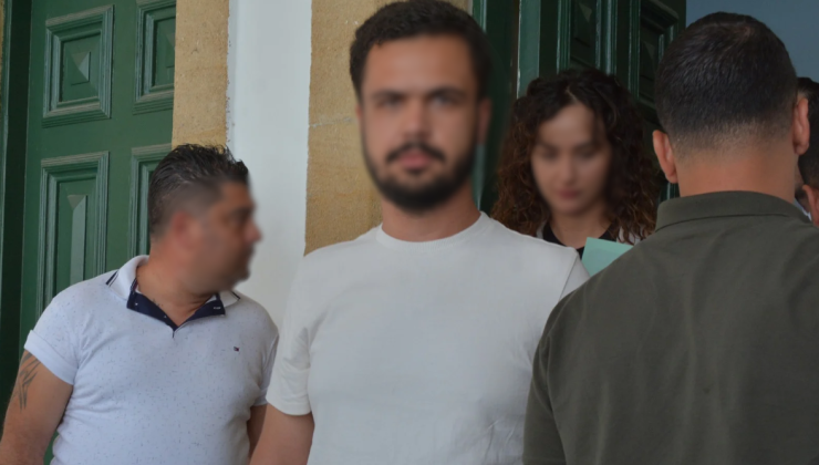 Sahte vekaletname düzenleme, tedavüle sürme suçlarından tutuklanan zanlılar mahkemeye çıkarıldı.