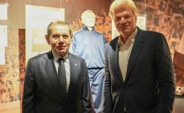 Bayern Münih efsanesi Oliver Kahn’dan Dursun Özbek’e ziyaret
