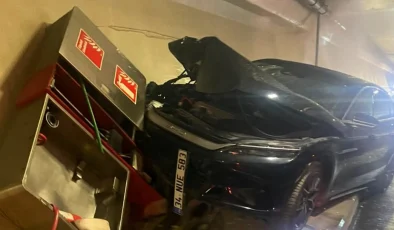 Avrasya Tüneli’nde kaza! Tüneli su bastı