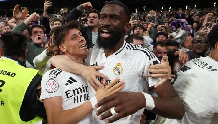 Antonio Rüdiger yeni sözleşmeye imza attı
