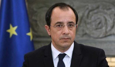 Hristodulidis Costa ile “AB’nin BM çabasındaki rolünü” görüştü