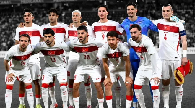 Yapay zeka maçları 10 bin defa oynattı: Türkiye’ye yüzde 84 gruptan çıkar