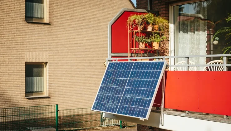 Solar-mad Germans turn to battery storage to shield themselves against fossil fuel price shocks