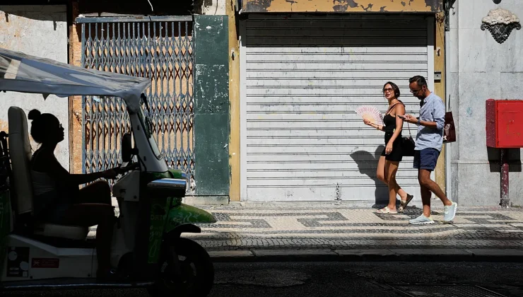 ‘Lisbon is not a sauna’: Environmentalists demand climate shelters throughout Portugal