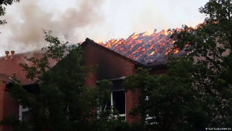 Almanya’da hastanede çıkan yangında 2 kişi öldü