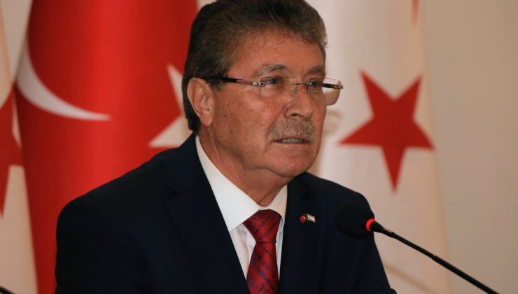 Başbakan Üstel: “KKTC’yi dijital çağa taşıyacak fiber optik projesinin saha çalışması başlıyor”