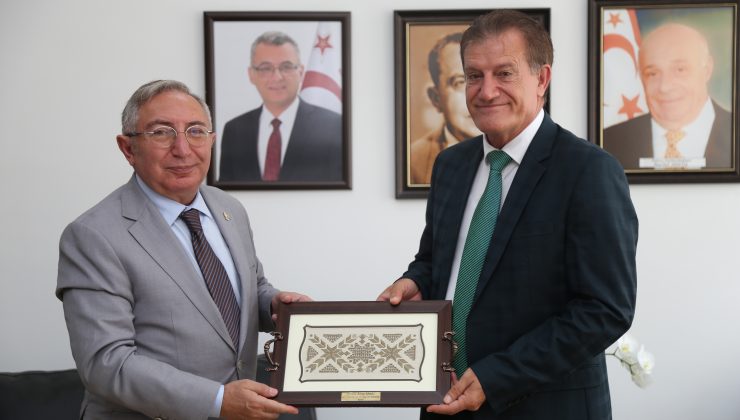 Arıklı, Galatasaray Spor Kulübü Divan Kurulu heyetini kabul etti