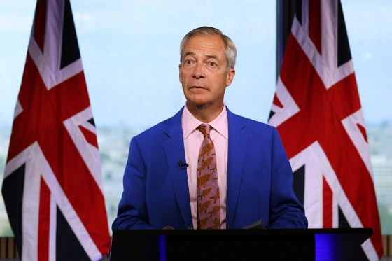 İngiltere’de aşırı sağcı Reform UK lideri Farage milletvekilliğinden istifa etti