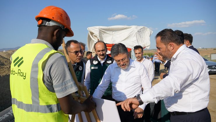Çavuş ve Yumaklı, Mesarya Ovası Sulaması Ana İletim Hattı Projesi kapsamında yürütülen çalışmaları yerinde inceledi