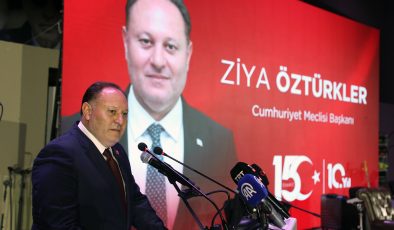 Öztürkler: “15 Temmuz Türk milletinin demokrasiye, milli iradeye ve bağımsızlığına sahip çıkışının simgesi”