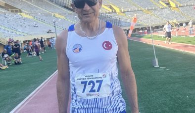 Master Hasan Kasap’tan dört altın, bir Türkiye rekoru…