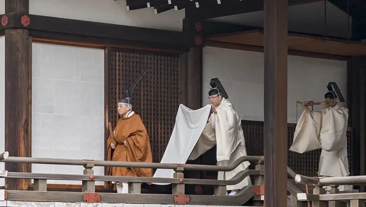 Japon İmparatorluk Ailesi, giderek derinleşen bir krizle karşı karşıya