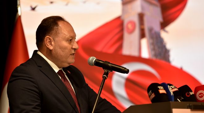 Lefkoşa’da “Milli İrade ve Demokratik Direnç: 10. Yılında 15 Temmuz Paneli” düzenlendi