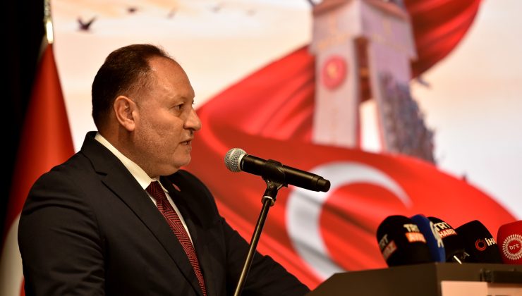 Lefkoşa’da “Milli İrade ve Demokratik Direnç: 10. Yılında 15 Temmuz Paneli” düzenlendi