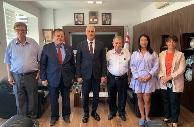 Tüketiciler Derneği, Ekonomi ve Enerji Bakanı Amcaoğlu’nu ziyaret etti