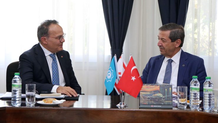 Ertuğruloğlu, Türkiye Dışişleri Bakan Yardımcısı Büyükelçi Bozay’ı kabul etti