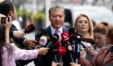 Yeni Parti’nin kuruluş dilekçesi İçişleri Bakanlığına verildi