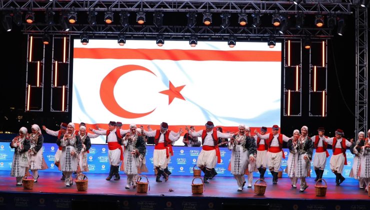 İskele Belediyesi Halk Dansları Topluluğu, Samsun’da sahne aldı